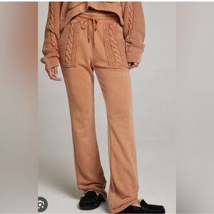 Chaser Cloud Toffee Pullover and Ant Trousers size small